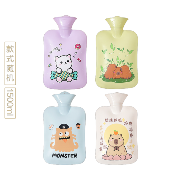 (Кол-во в коробке 40 шт) Большая пластиковая грелка с мультяшным бархатным покрытием/1000 мл