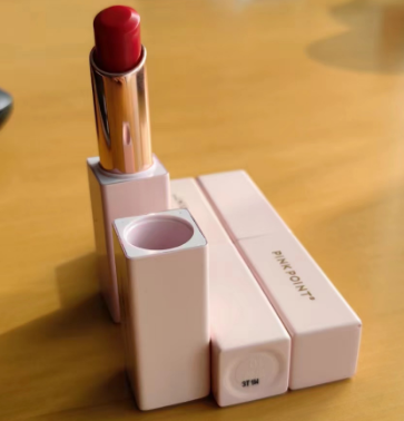 (Кол-во в коробке 200 шт ) Pink Pie Doodle Lip Crystal Бальзам для губ